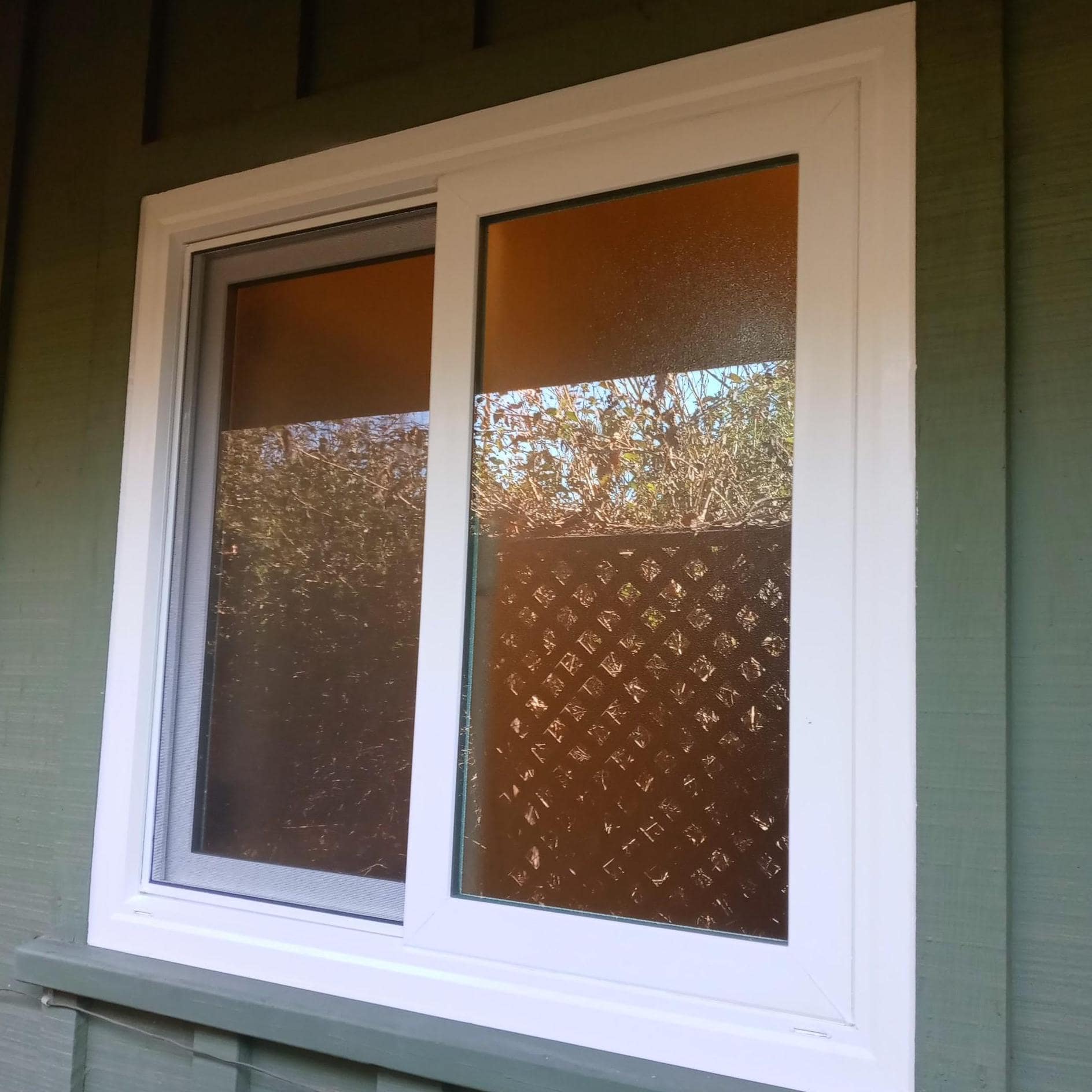 Example of a Single Slider Window from Clovis Glass